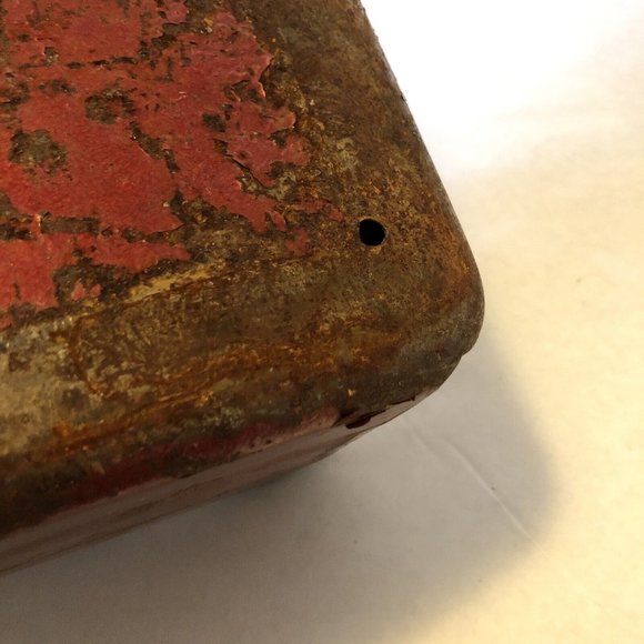 Vintage Old Metal Fishing Tackle Box Red w/tray cabin rustic planter - Picture 6 of 10